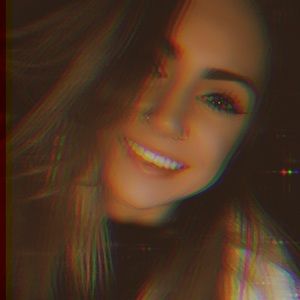 Meet your Posher, Jade